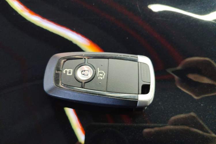 Used Ford Edge 2023 Ford Explorer L 2.0T EcoBoost Two-Wheel Drive 7-Seater Luxury Model
