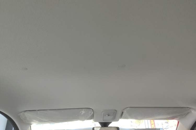 Used Wuling Hongguang MINIEV 2025 Four-Door Version Advanced Edition Headliner