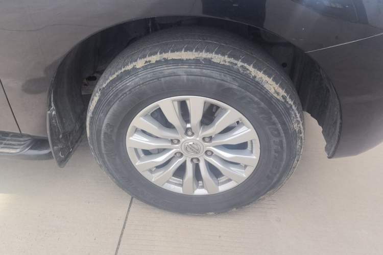 Used Nissan Patrol 2018 5.6L Standard Version Right Front Wheel Hub