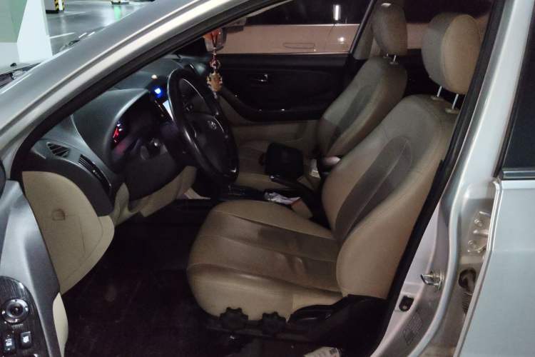 Used Hyundai Celesta 2011 1.6L Automatic Luxury Version
