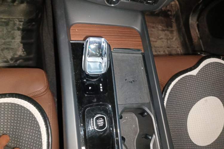 Used Volvo XC60 2023 B5 4x4 Smart Luxury Edition
