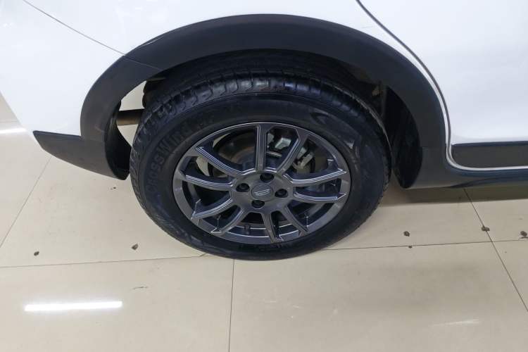 Used Geely Auto Vision X3 2021 PRO 1.5L CVT Deluxe Model Right Rear Wheel Hub