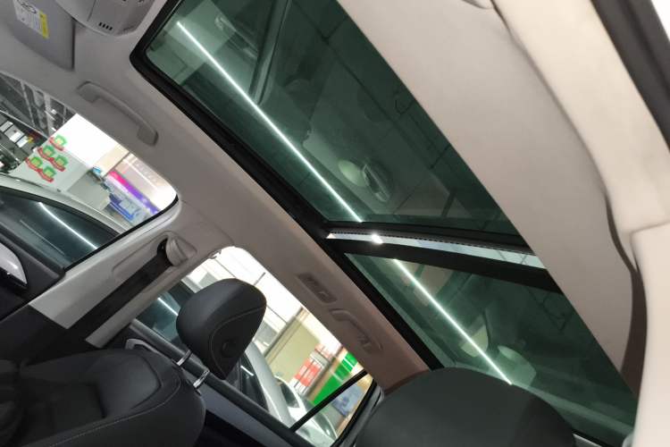 Used Volkswagen Tayron 2019 330TSI Two-Wheel-Drive Luxury Version China V Emission Standard
