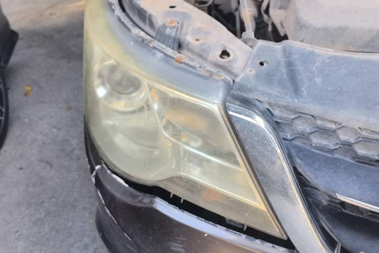 Used Baojun 730 2014 1.5L manual luxury trim 7 seats