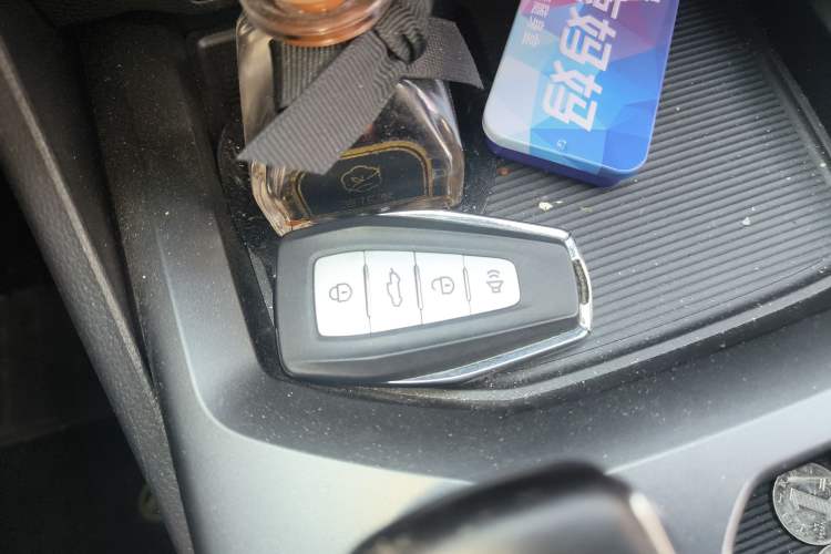 Used Radar Horizon 2023 410 km Entrepreneur Edition Interior 1