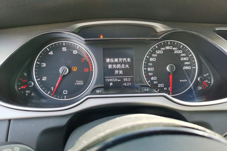 Used Audi A4L 2016 45 TFSI Collection Edition quattro Personalized Sports Model
