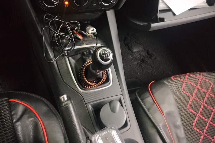 Used Mazda 3 Axela 2016 Sedan 1.5L Manual Comfort Model