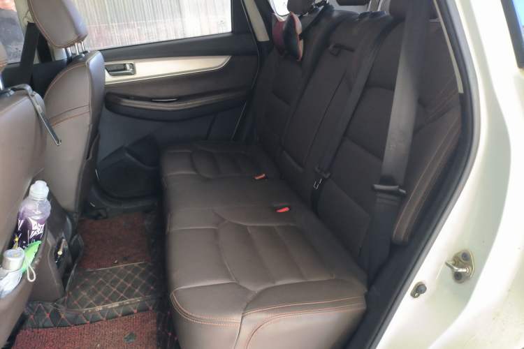 Used FORTHING Joyear X5 2017 1.6L CVT Luxury Model Left Rear Seat