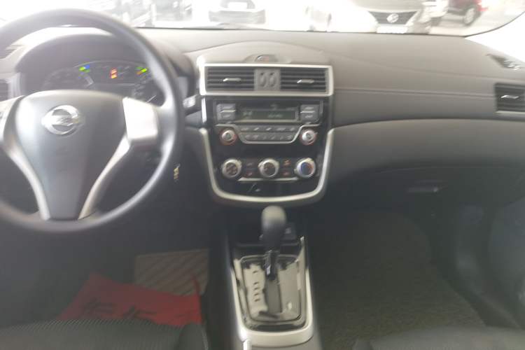 Used Nissan Tiida 2020 1.6L CVT Cool Edition