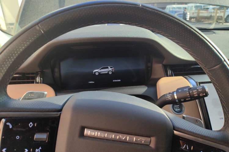 Used Land Rover Discovery Sport 2025 249 PS Performance Tech Edition Instrument Cluster