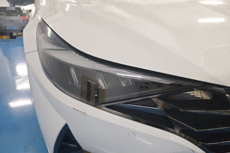 Used Hyundai Elantra 2022 1.5L CVT LUX Prestige Edition Right Front Headlight