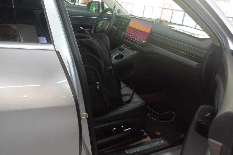 Used Hima AITO M5 2022 Extended-Range Four-Wheel Drive Ultimate Edition
