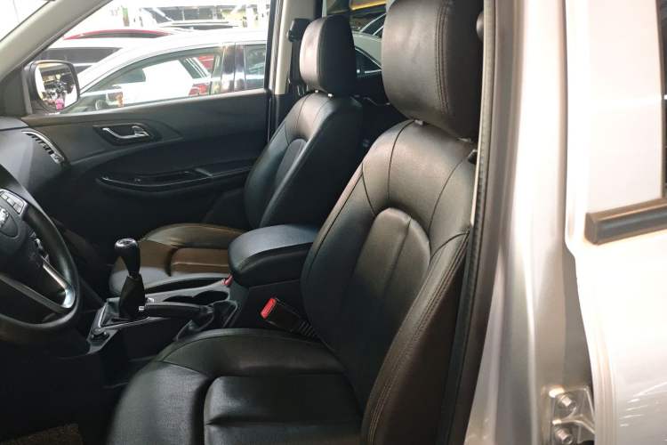 Used JMC Baodian 2020 2.5T Diesel Two-Wheel Drive Comfort Edition Long Wheelbase JX4D25A6L