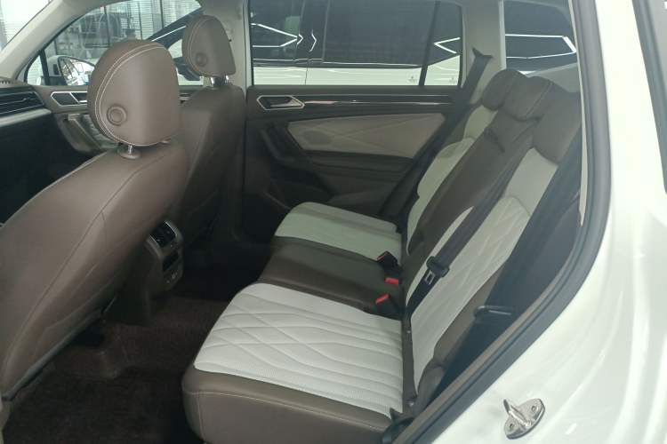 Used Volkswagen Tiguan L New Energy 2023 430 PHEV Plug-in Hybrid Prestige Edition
