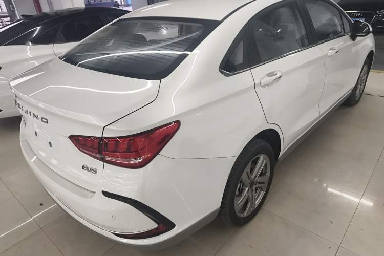 Used BAIC Beijing EU5 2025 Hongtu Standard Edition
