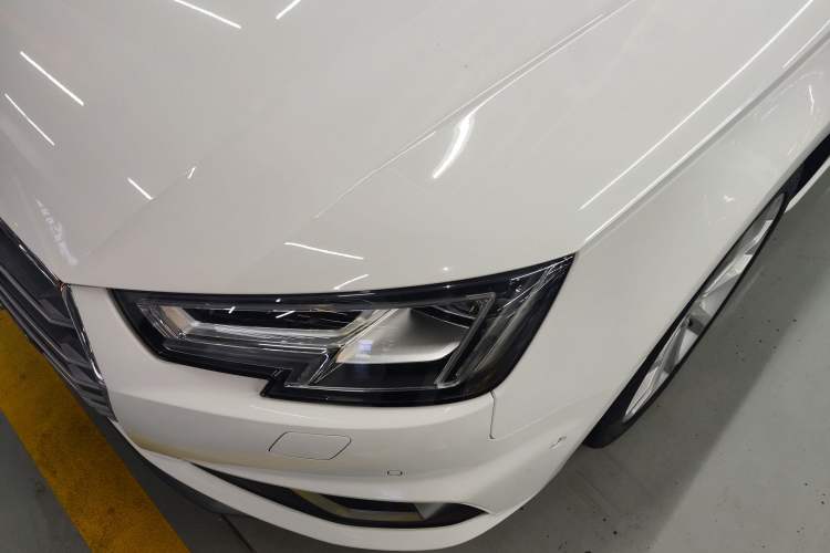 Used Audi A4L 2019 40 TFSI Fashion Version China V
