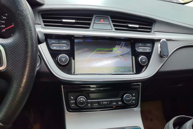 Used Geely Auto Emgrand GS 2016 Elegant Edition 1.3T Automatic ZhenShang Model
