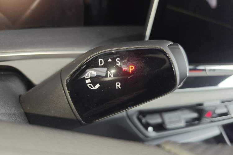 Used Volkswagen Tayron 2025 Tiguan L 380TSI 4Motion Luxury