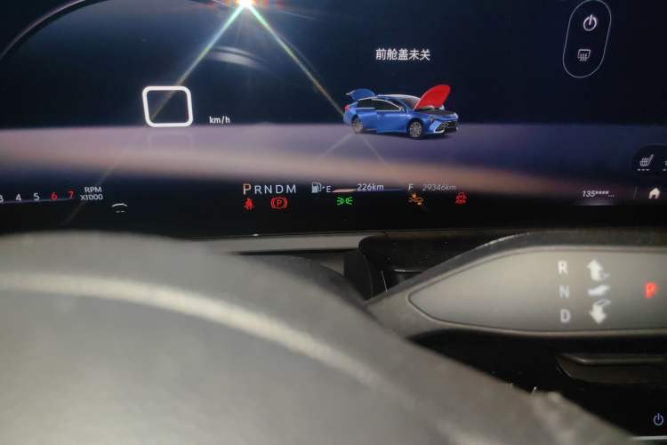 Used Buick LaCrosse 2023 Avia Edition Odometer Close Up