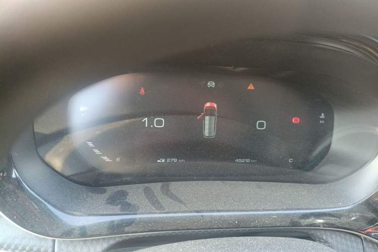 Used Baojun RM-5 2019 1.5T Manual Elite Version with 24-Hour Online Service 6 Seats
