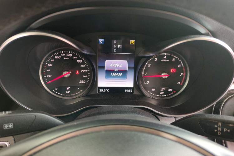 Used Mercedes-Benz C-Class 2017 C 200 L Sport Edition Instrument Cluster