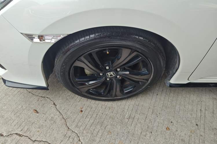 Used Honda Civic 2021 HATCHBACK 220TURBO CVT Trendy Cool Edition