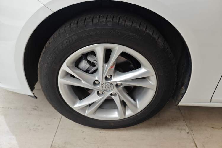 Used Buick Regal 2022 552T Smart Edition Left Front Wheel Hub