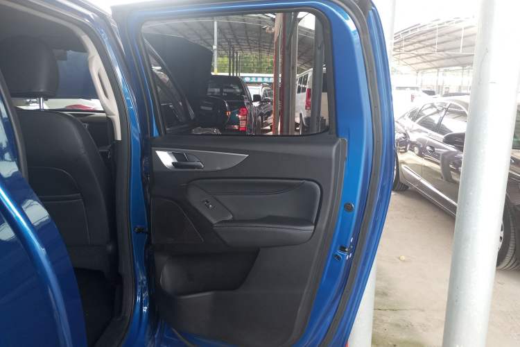 Used Great Wall Poer 2021 2.0T Commercial Version Manual Diesel Two-Wheel Drive Elite Long-Box GW4D20M
