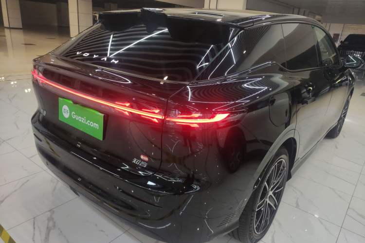 Used VOYAH COURAGE 2025 Model Four-Wheel-Drive Qiankun Edition
