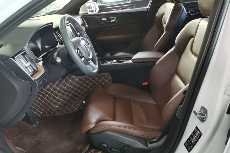 Used Volvo S60 2021 T4 Zhiyuan Luxury Edition Left Front Seat