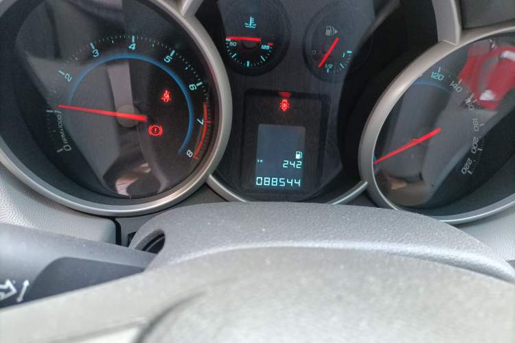 Used Chevrolet Cruze 2012 1.6L SL MT
