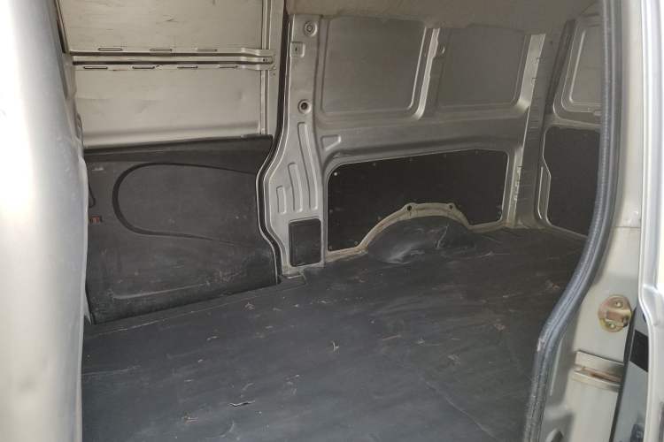 Used Karry Youyou EV 2022 SQR5037 Comfort-Style Van
