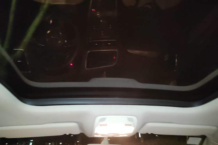 Used Audi Q5 2013 40 TFSI Technology Edition Headliner