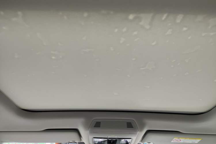 Used Volkswagen Passat 2025 Pro 380TSI Dragon Supreme Edition
