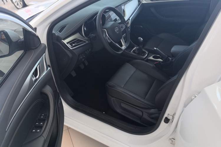 Used CHANGAN Eado 2019 1.6L GDI Manual Value Edition China VI Standard