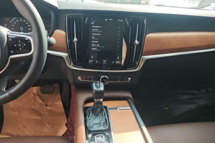 Used Volvo S90 2019 T5 Zhiyi Edition
