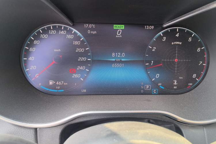 Used Mercedes-Benz C-Class 2019 Restyled C 260 L Sport Edition Odometer Close Up