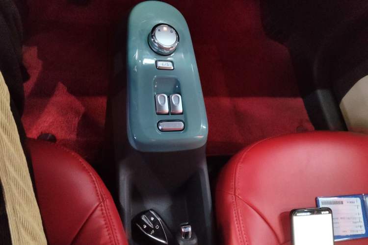 Used CHANGAN NEVO Lumin 2022 210km Sweet Edition Gear Lever