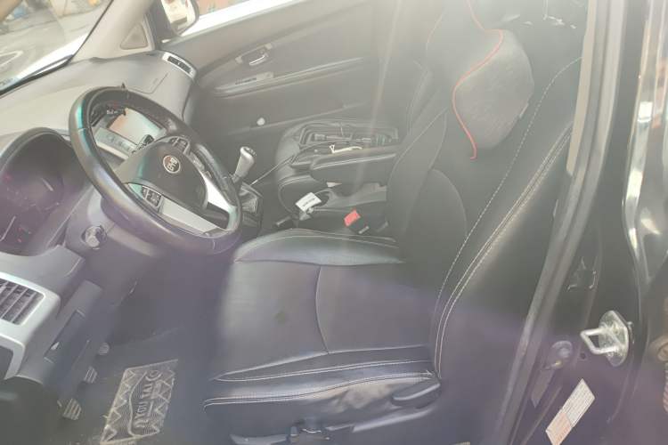 Used BYD S6 2013 Jingyue Edition 2.0L Manual Luxury Model 5 Seats
