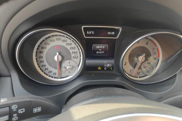 Used Mercedes-Benz GLA 2015 GLA 220 4MATIC Fashion Model