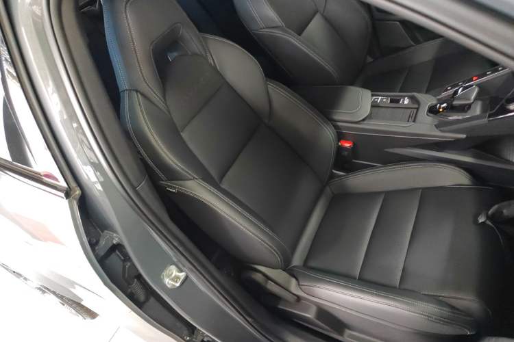 Used Lynk & Co 06 2023 Remix 1.5T JinPro Right Front Seat