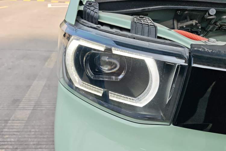 Used Wuling Hongguang MINIEV 2021 Macaron Fashion Model Lithium Iron Phosphate