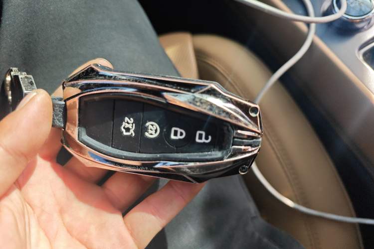 Used Lincoln Corsair 2022 2.0T Two-Wheel Drive Luxury Edition Vehicle Key