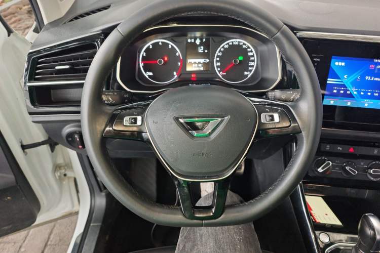 Used Jetta VS5 2019 280TSI Automatic Enjoyment Model
