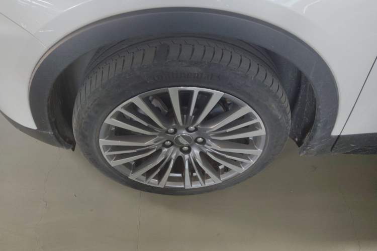 Used Cadillac XT4 2024 28T Two-Wheel-Drive Prestige Version
