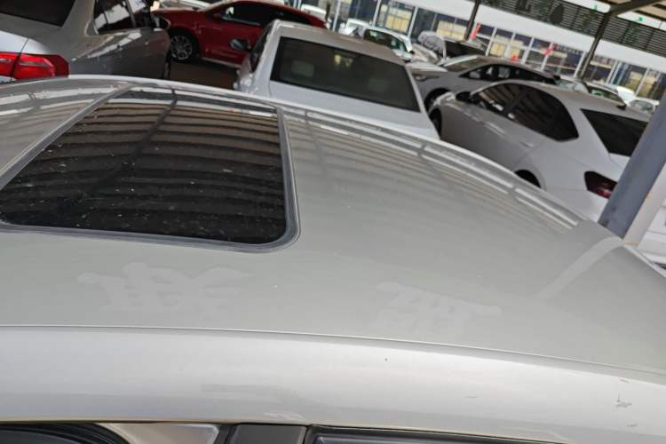 Used Citroen C4L 2014 1.6THP Intelligent Drive Automatic Dynamic Model Roof