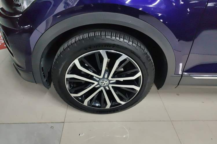 Used Volkswagen T-ROC 2019 280TSI DSG Two-Wheel Drive Comfort Version China VI Standard
