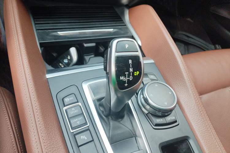 Used BMW X6 2015 xDrive35i Leading Model
