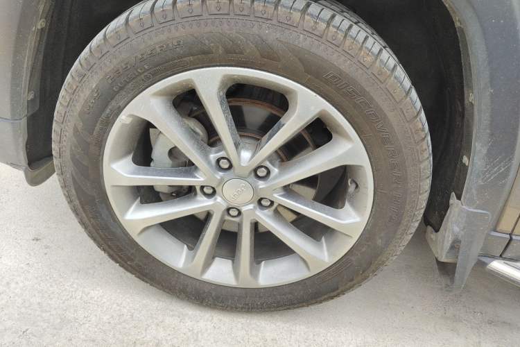 Used Jeep Grand Commander 2018 2.0T Four-Wheel Drive Prestige Edition China V