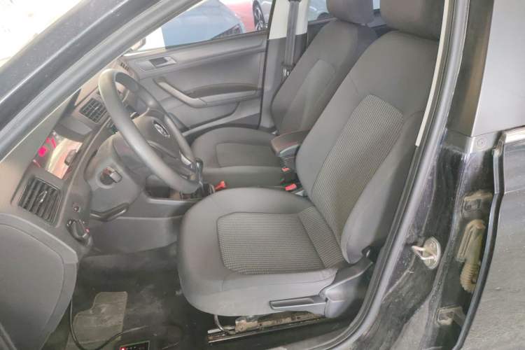 Used Volkswagen Santana 2016 1.4L Manual Fashion Edition